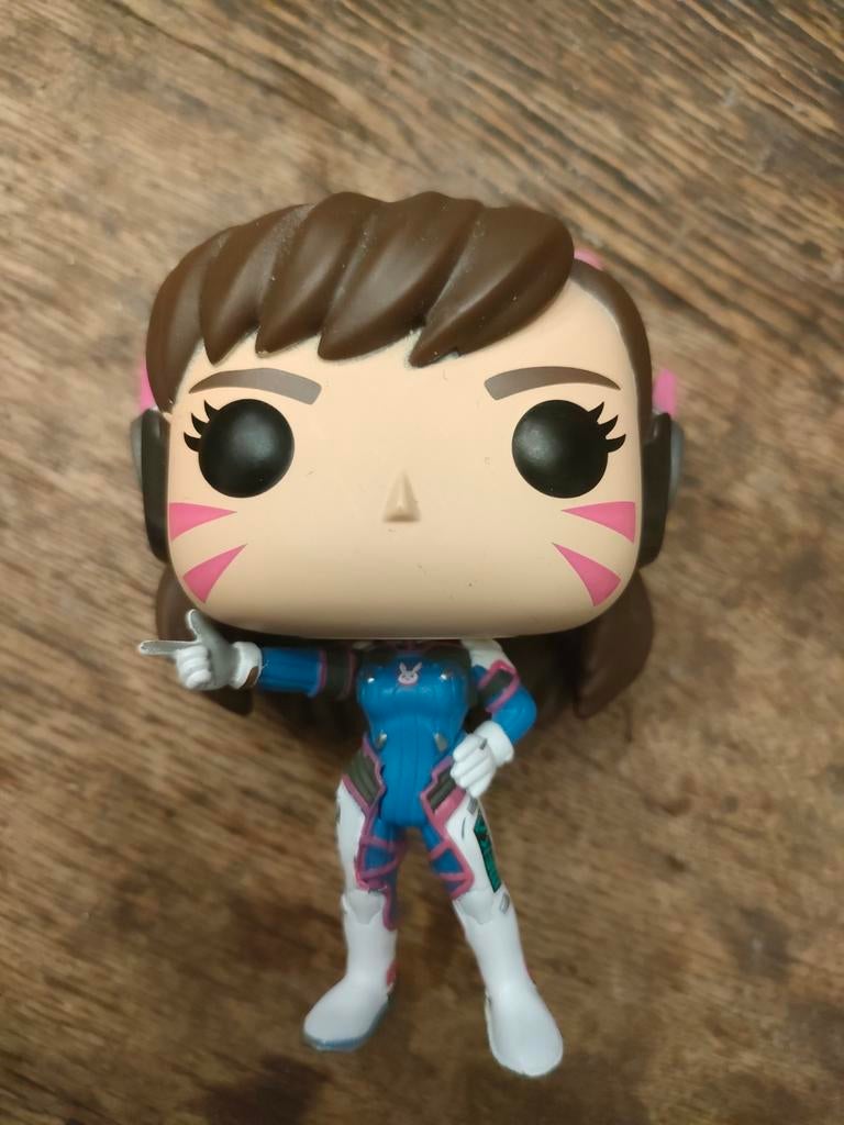 Funk pop #492 D.Va uit de game Overwatch, Ophalen of Verzenden, Gebruikt
