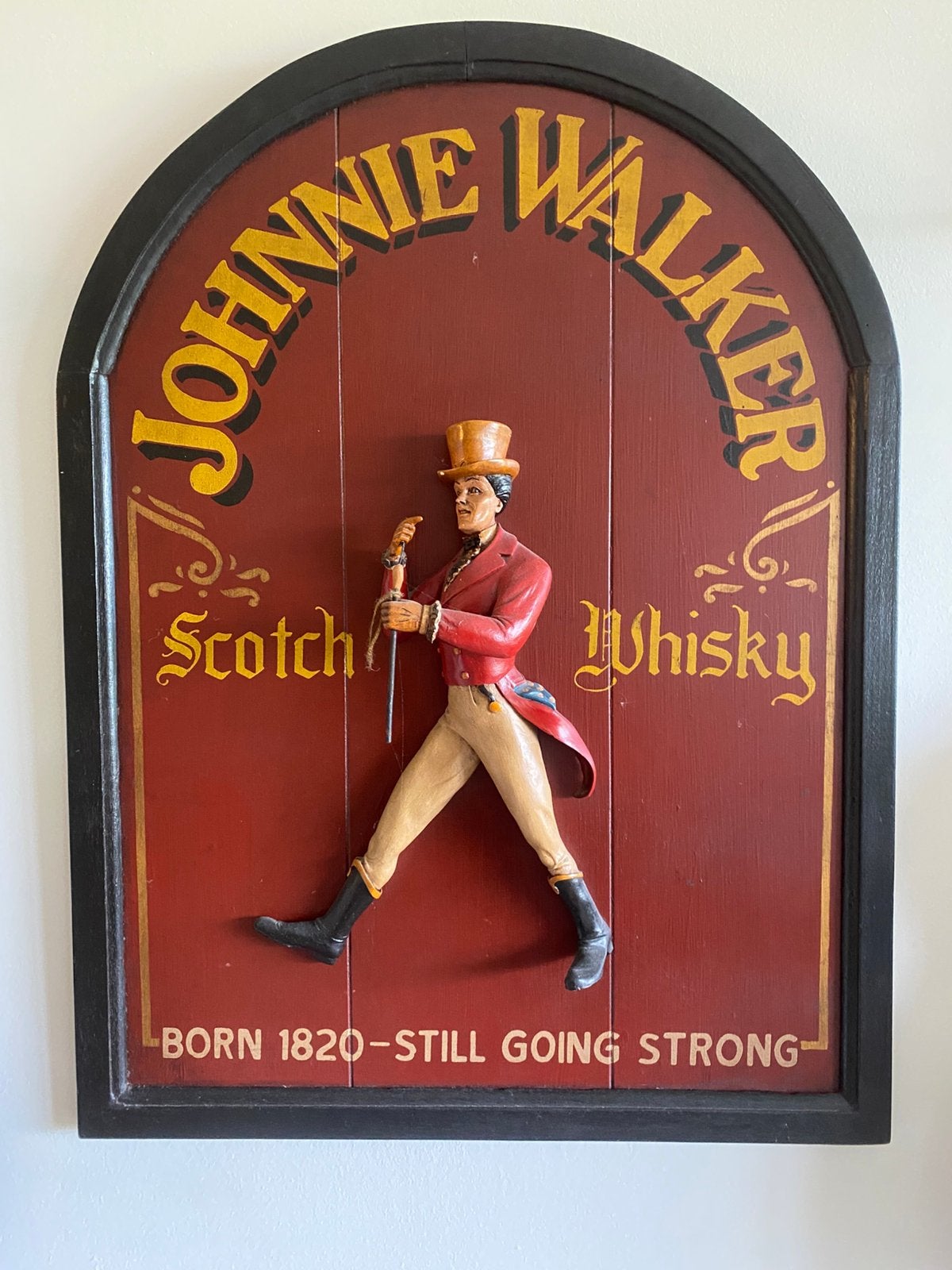 Houten bord Johnnie Walker, Ophalen, Buste, 50 - 100 cm, Hout