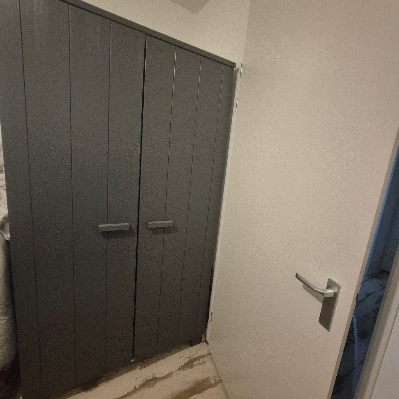 Dennis Woood kledingkast 2x, Huis en Inrichting, Kasten | Kledingkasten, Ophalen of Verzenden, Zo goed als nieuw, 50 tot 75 cm