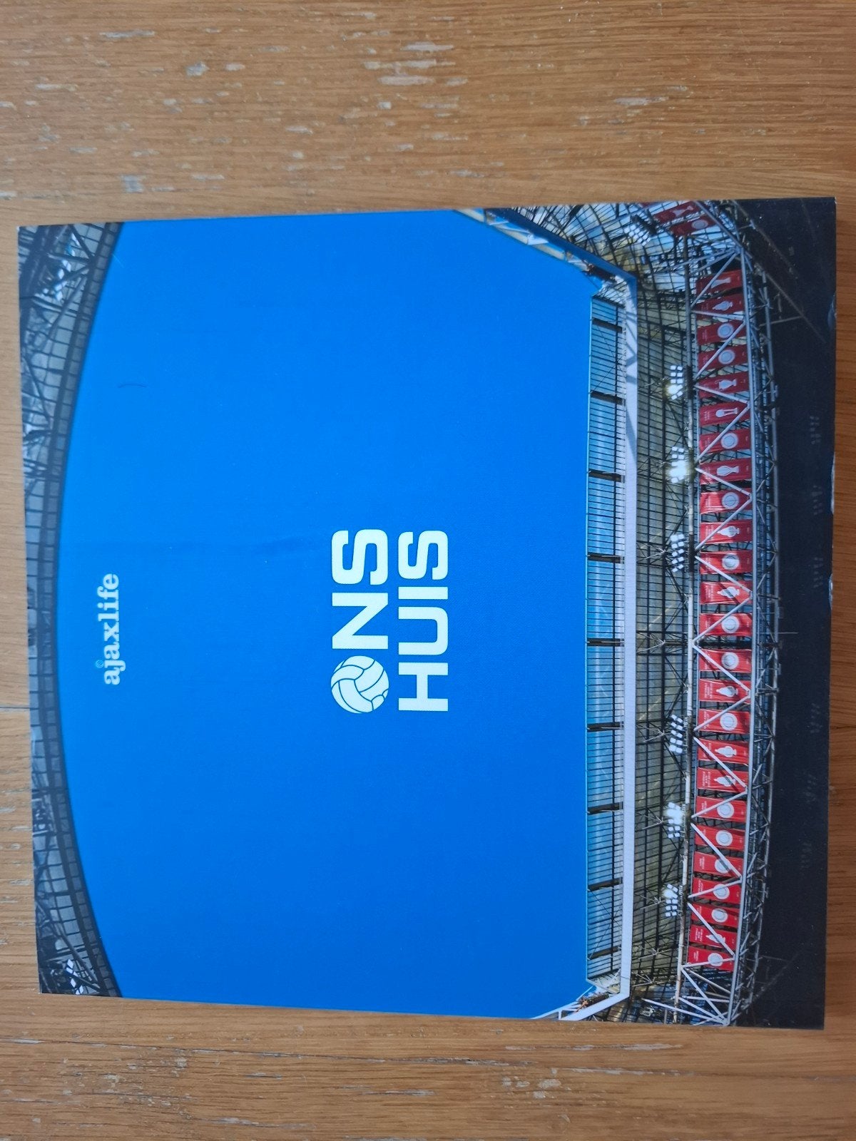 Boekje Ajax Ons Huis ----  De Meer en Johan Cruijff Arena, Ophalen of Verzenden, Nieuw, Balsport