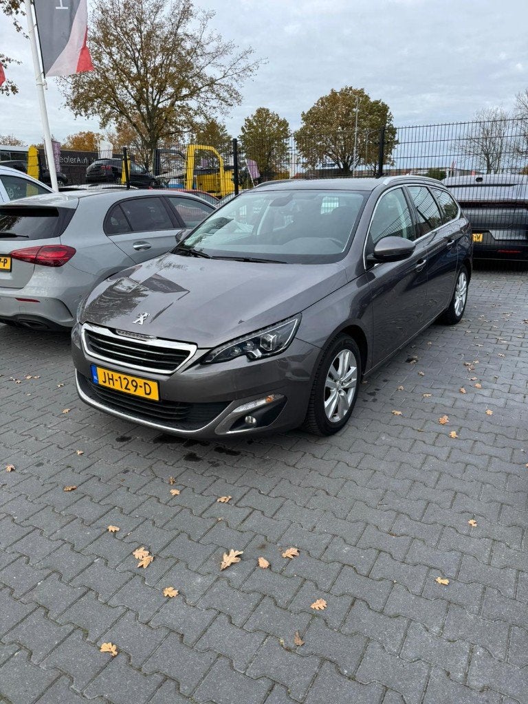 Peugeot 308 1.2 E-thp 96KW/130PK SW AUT 2016 Grijs, Auto's, 1199 cc, 635 kg, Origineel Nederlands, 1100 kg