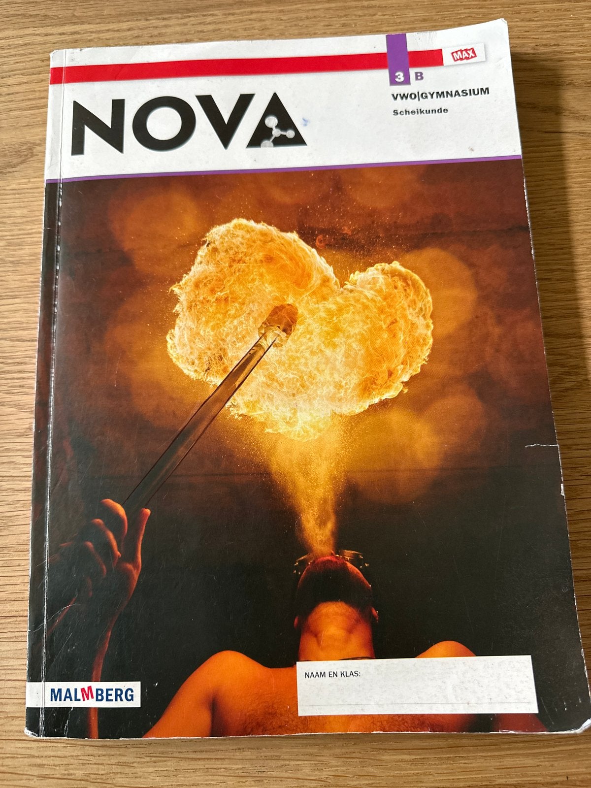 NOVA Scheikunde 3B VWO/Gymnasium Malmberg, Ophalen of Verzenden, Gelezen, VWO, Scheikunde