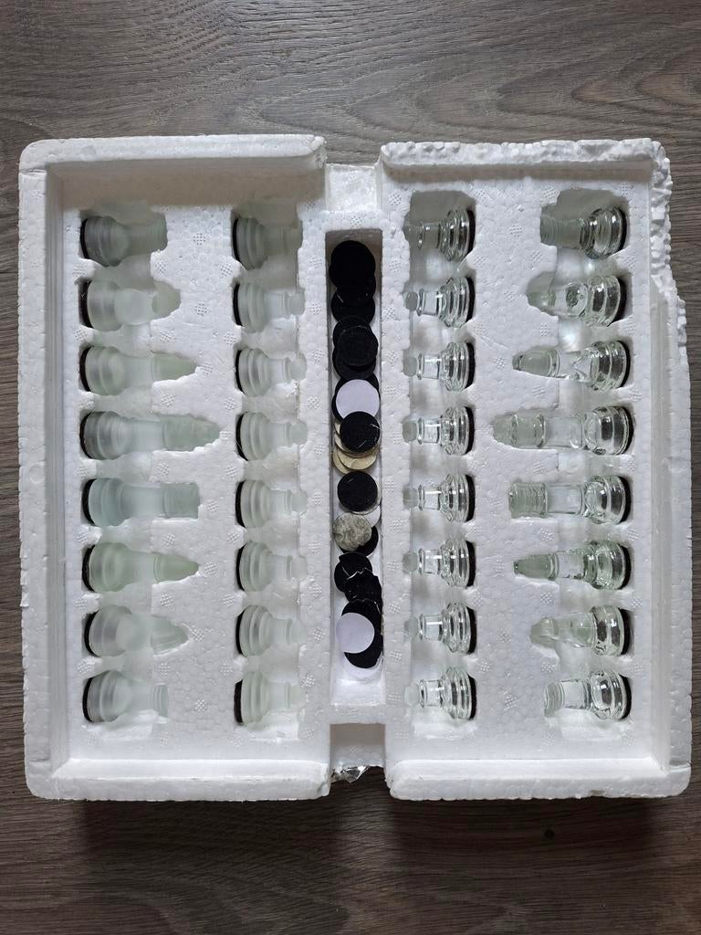 Prachtig glazen schaakbord – stijlvol & uniek, Hobby en Vrije tijd, Ophalen, Zo goed als nieuw, Schaken