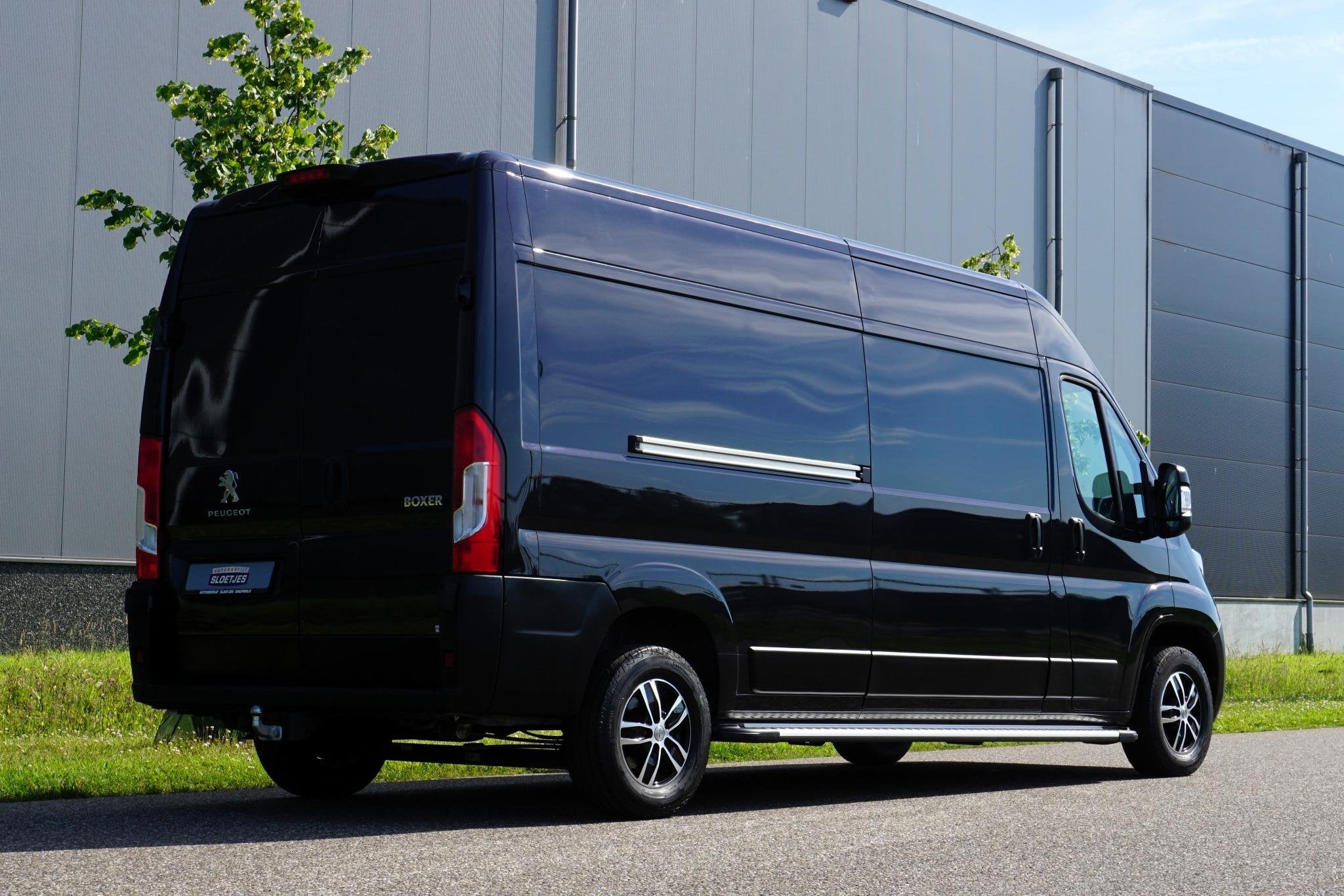 Peugeot Boxer 2.2 BlueHDi 165 L3H2 3.5t in nieuwstaat |Trekh, Auto's, Voorwielaandrijving, Stof, Gebruikt, 4 cilinders