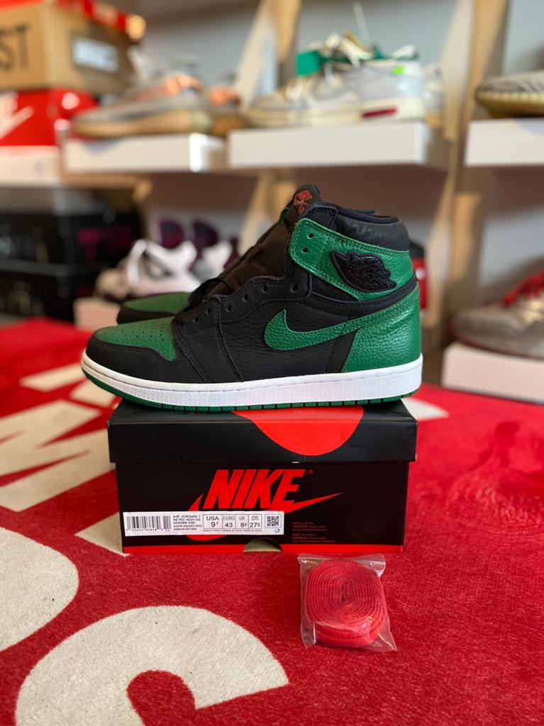 Nike Air Jordan 1 High OG Pine Green 43, Kleding | Heren, Schoenen, Zwart, Nieuw, Ophalen of Verzenden, Sneakers of Gympen