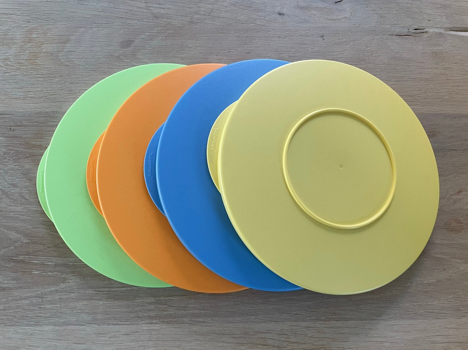 Tupperware nieuwe losse deksels rond 14 cm trendy kommen, Huis en Inrichting, Ophalen of Verzenden, Zo goed als nieuw, Overige typen