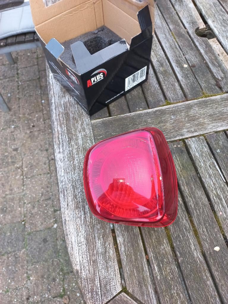 Vespa achterlicht, Ophalen, Zo goed als nieuw, Overige typen, Vespa