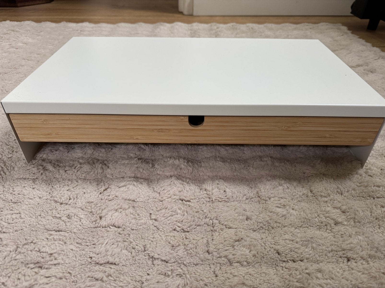 IKEA ELLOVEN monitorstandaard met lade, Ophalen of Verzenden, Zo goed als nieuw