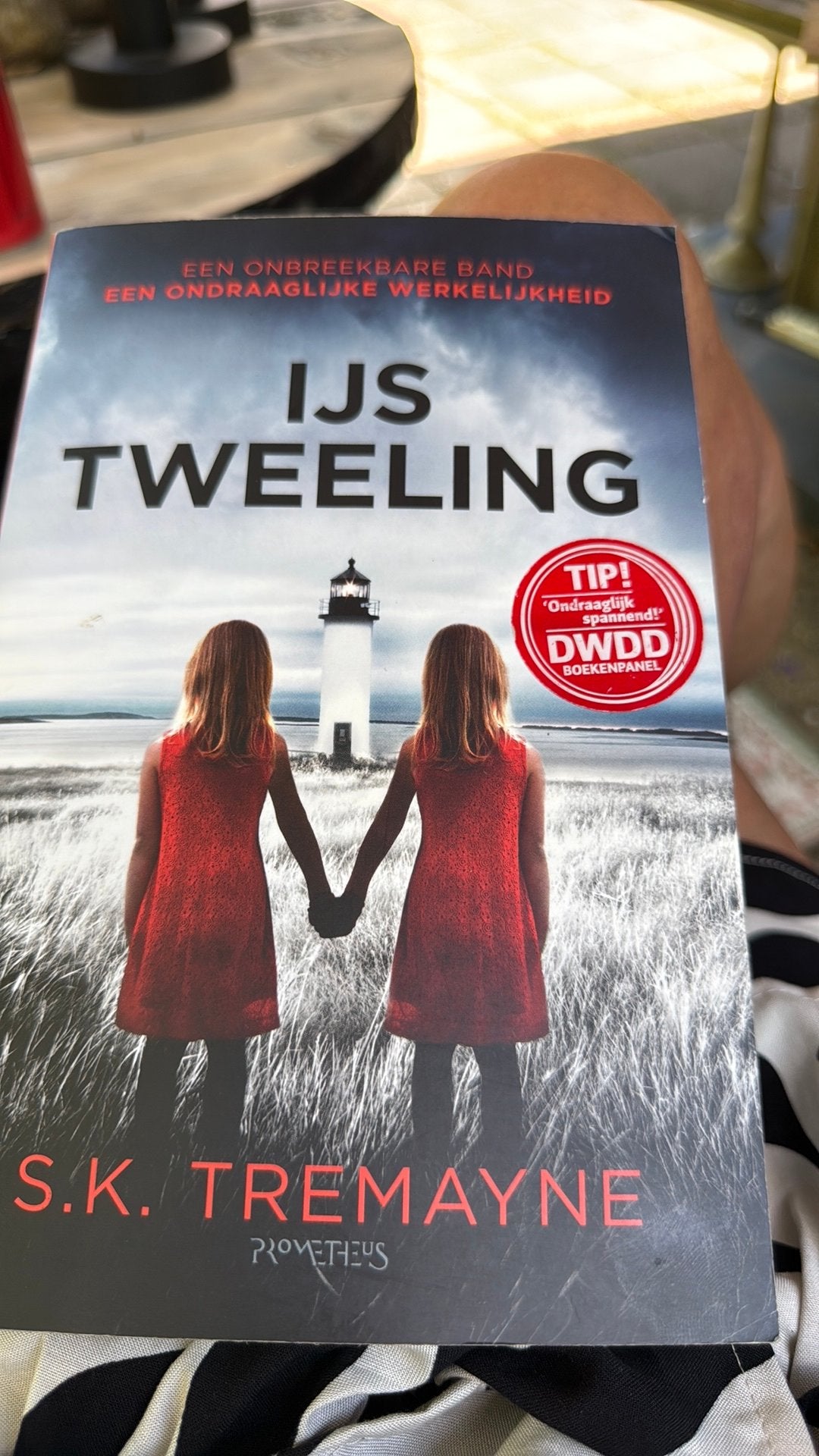 S.K. Tremayne - IJstweeling, Boeken, Ophalen of Verzenden, Zo goed als nieuw, S.K. Tremayne