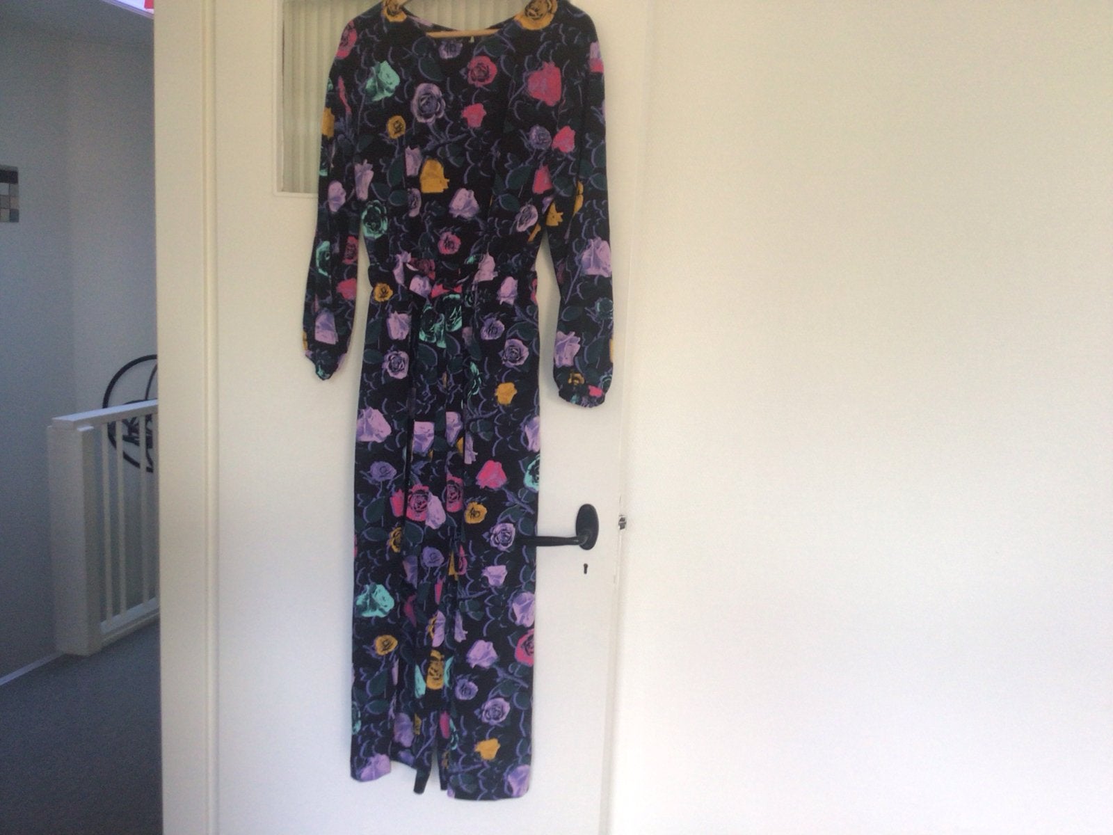 Monki jumpsuit met bloemenprint, maat S, Meerkleurig, Ophalen of Verzenden, Zo goed als nieuw, Maat 36 (S)