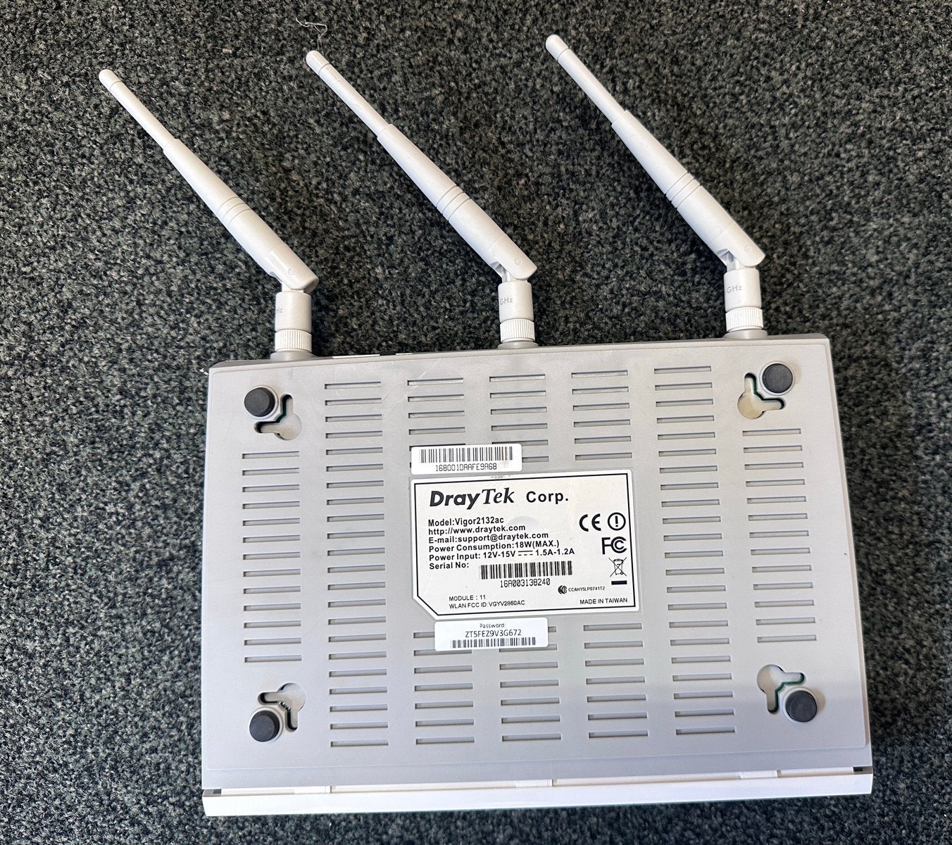 DrayTek Vigor2133Vac Router, Ophalen of Verzenden, Gebruikt, Router