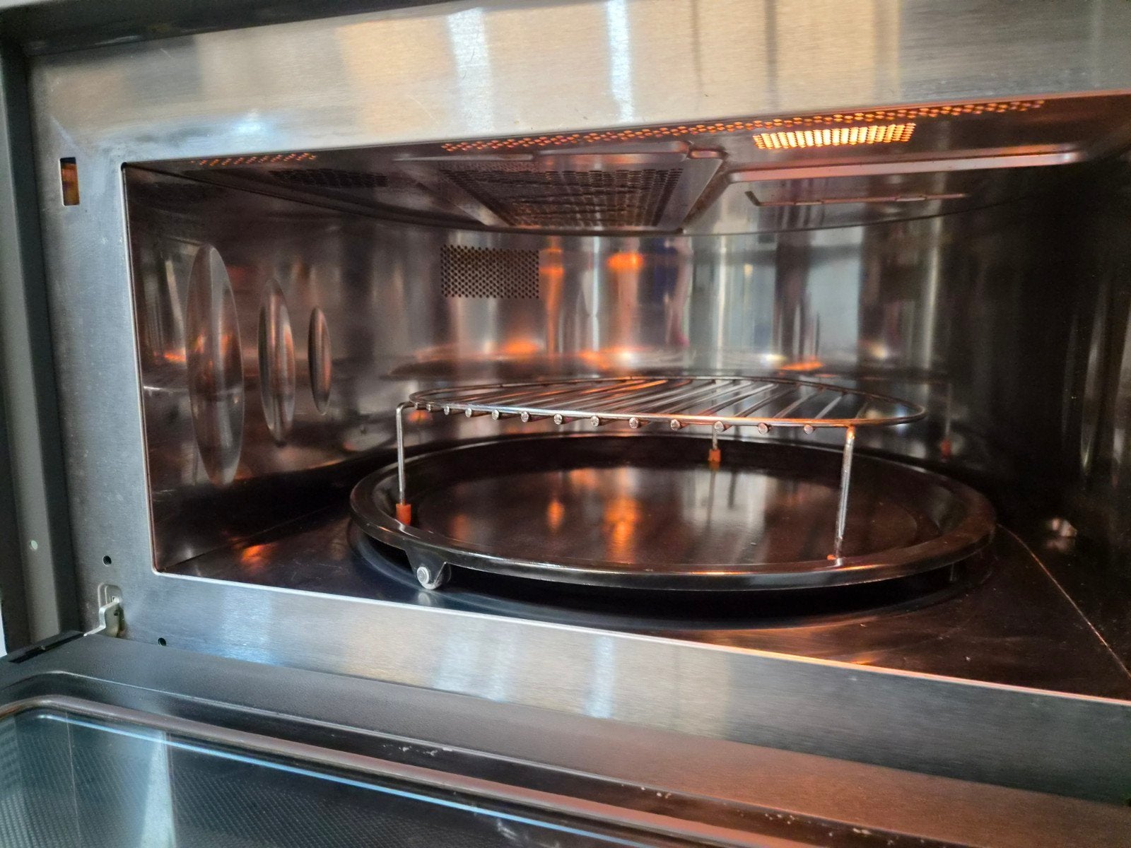 Bosch quantemspeed inbouw combi-oven/magnetron, Witgoed en Apparatuur, Magnetrons, Combimagnetron, Crisp, Refurbished, Ophalen of Verzenden