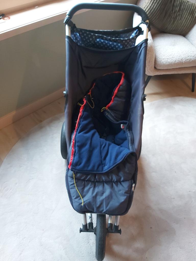 Hardloopbuggy met voetenzak, Ophalen, Gebruikt, Overige merken, Verstelbare rugleuning