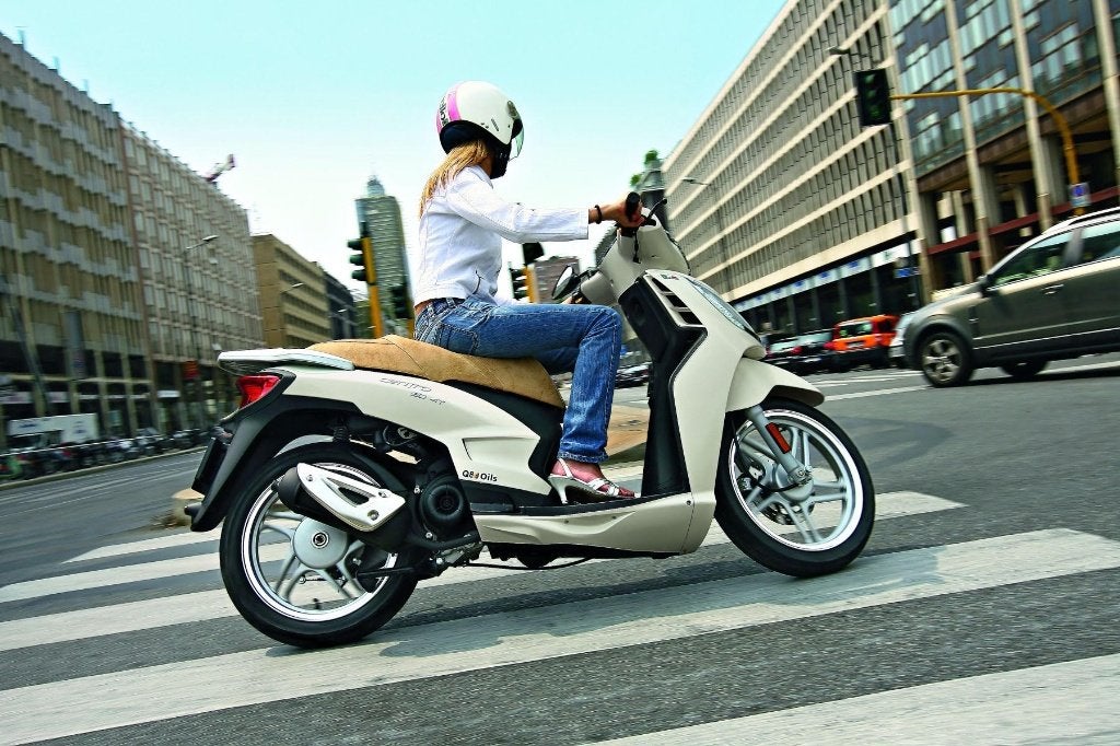 Scooter Geel kenteken Malaguti Centro, Ophalen, Gebruikt, Overige modellen, Maximaal 45 km/u