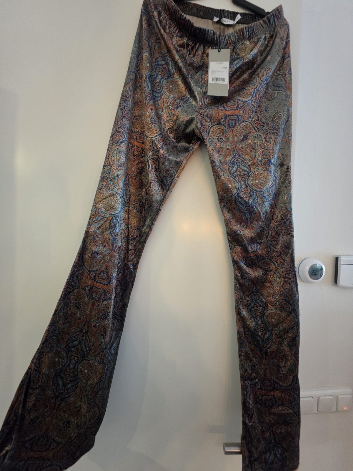 Costes paisley flared legging met metallic glans – Nieuw, Kleding | Dames, Legging, Overige kleuren, Nieuw, Maat 40/42 (M)