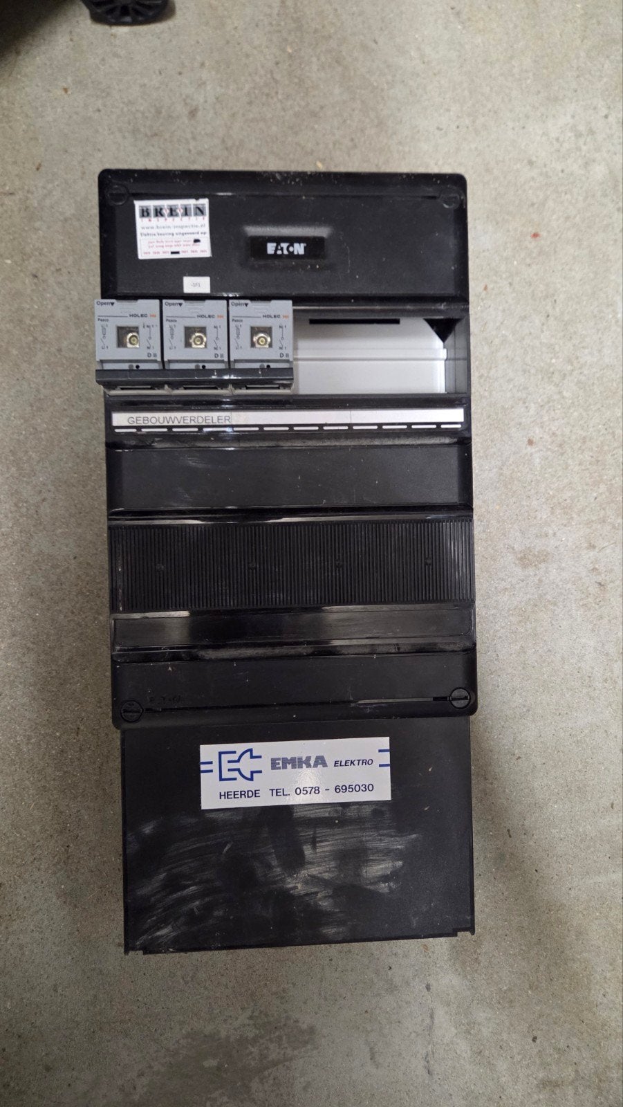 Gebruikte Eaton HT330 S64 groepenkast, Hobby en Vrije tijd, Elektronica-componenten, Ophalen, Gebruikt