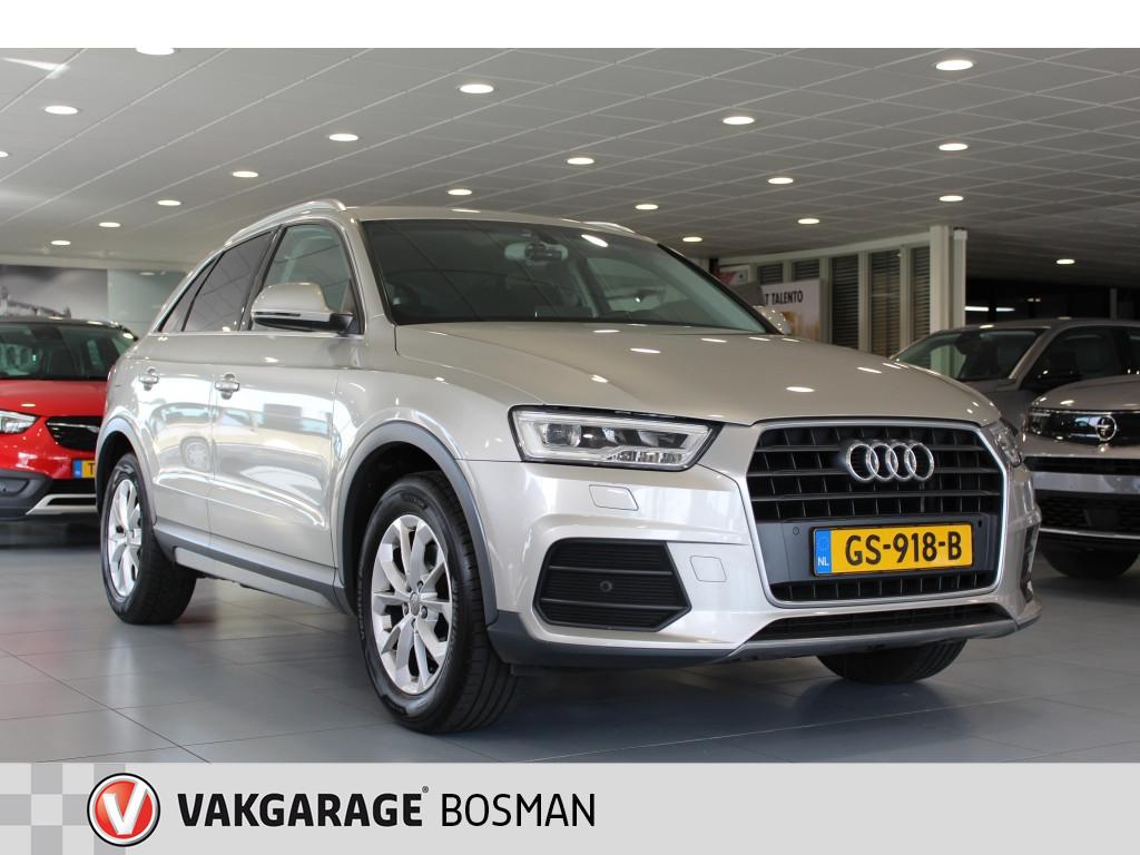 Audi Q3 1.4 TFSI CoD De.PrL+/NAVIGATIE/BLUETOOTH/PDC, 4 cilinders, 150 pk, SUV of Terreinwagen, Zilver of Grijs