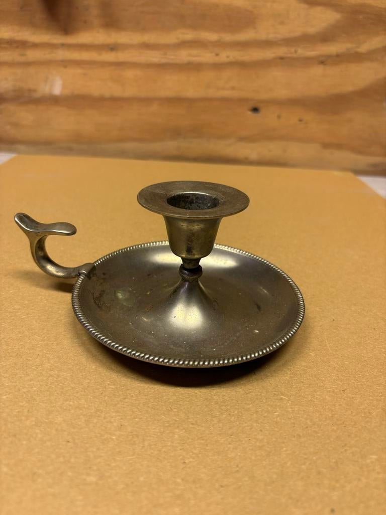 Antieke kandelaar met handvat, Antiek en Kunst, Antiek | Kandelaars, Koper of Brons, Ophalen of Verzenden