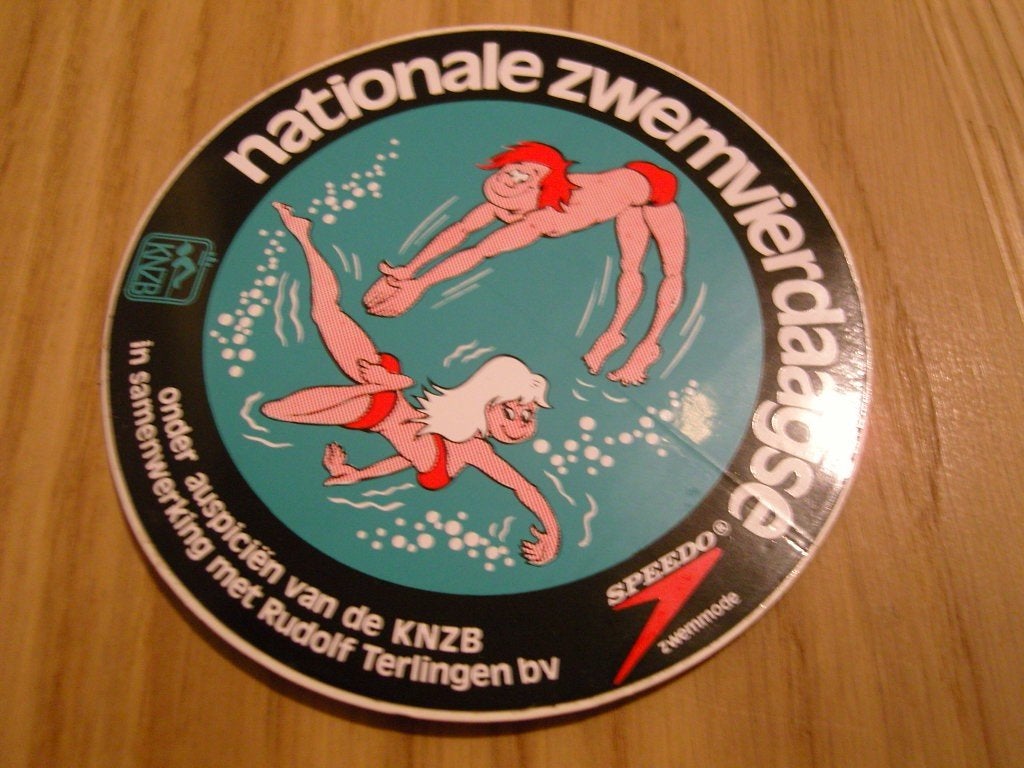 sticker 229 zwemmen strip gorter zwemvierdaagse speedo KNZB, Ophalen, Zo goed als nieuw
