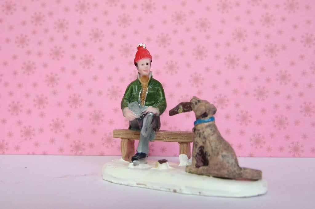 Figurine voor in een kerstdorp., Diversen, Ophalen of Verzenden, Zo goed als nieuw