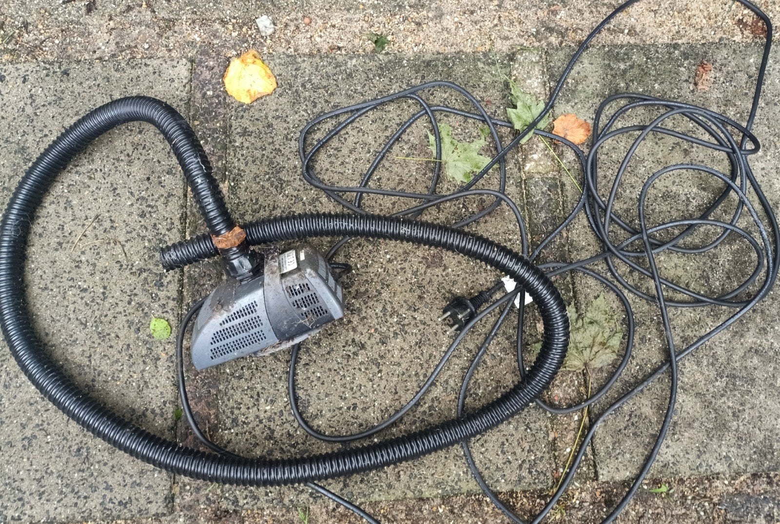 Vijverpomp Intratuin PF-1000S, Tuin en Terras, Ophalen of Verzenden