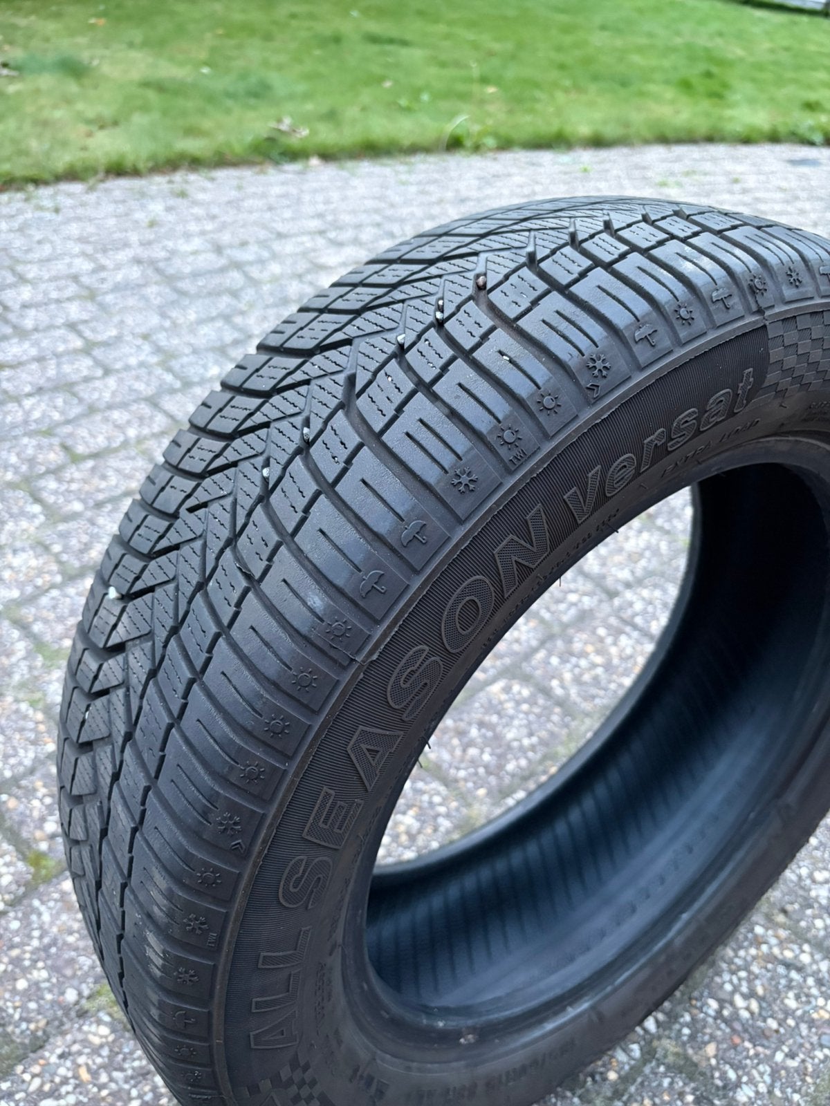 Sunny 185 60 r15, Auto diversen, Ophalen of Verzenden, Gebruikt
