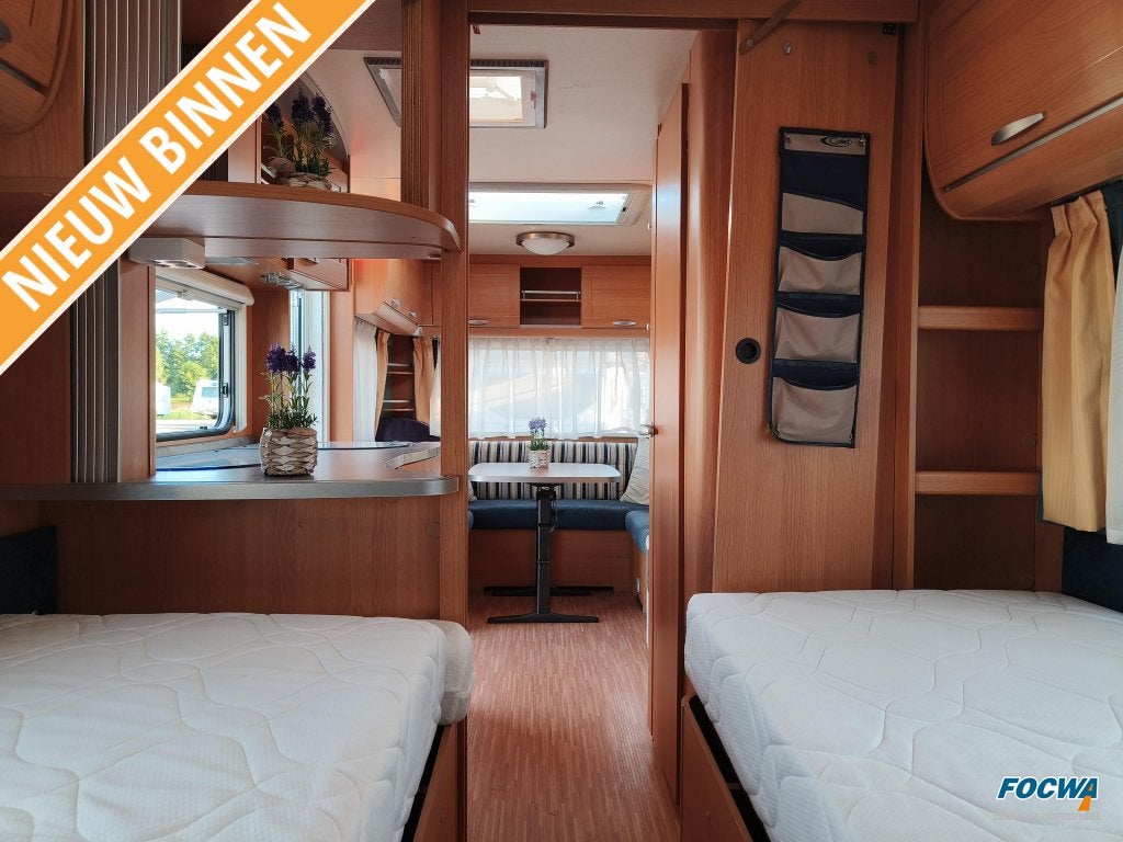 Knaus Azur 550 Mover 2 Enkele Bedden Zit, Caravans en Kamperen, Caravans, Dwarsbed, Rondzit, Schokbreker, Bedrijf