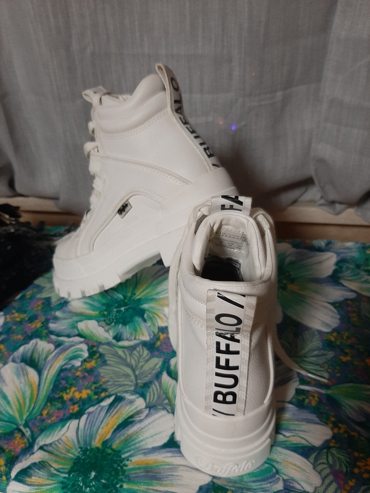 Buffalo platform boots mt 39, Wit, Ophalen of Verzenden, Buffalo, Sneakers of Gympen