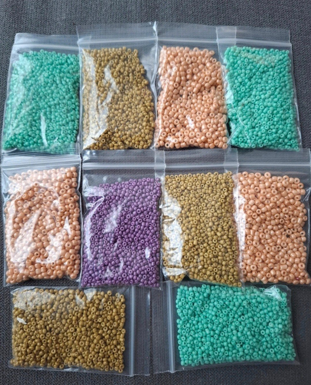 Partij pakket 2 en 3 mm glaskralen rocailles veel kralen, Kraal, -, -, Nieuw