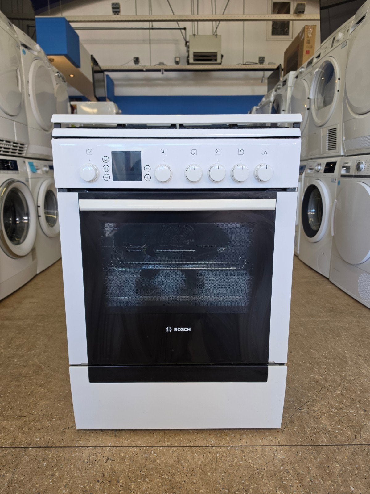 Bosch 4 pits gasfornuis | Hete lucht oven | Gratis thuis 🚚✅, Bosch, Jirnsum, 60 cm of meer, Zo goed als nieuw