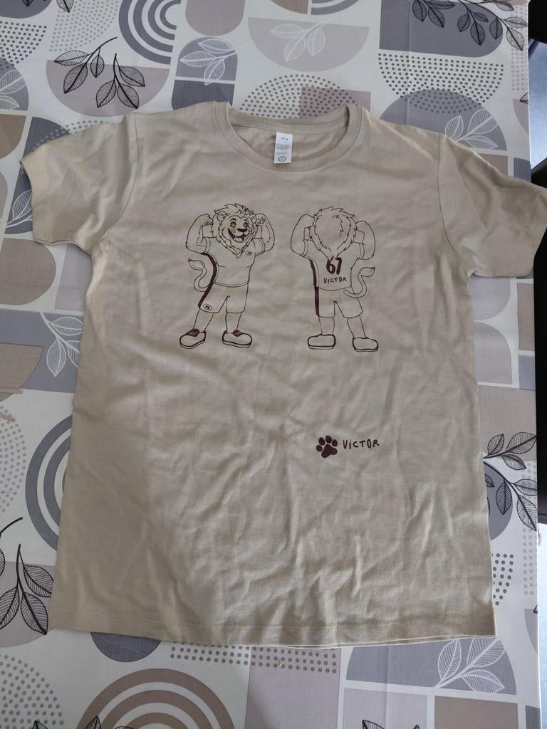 AZ officieel Mascotte T-shirt Kindermaat - Victor Leeuw, Kinderen en Baby's, Ophalen of Verzenden, Nieuw, Jongen of Meisje