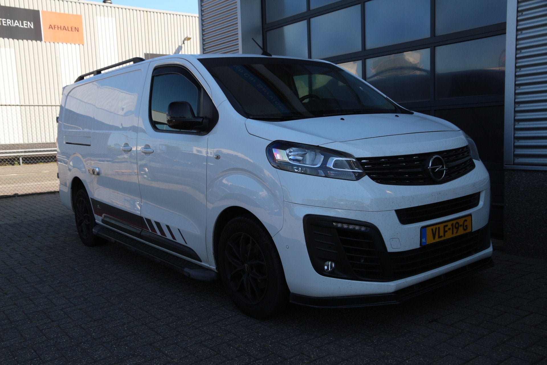 Opel Vivaro 2.0 CDTI 150 / Engine broken / Cruise / Airco.., Stof, Gebruikt, Euro 6, 4 cilinders