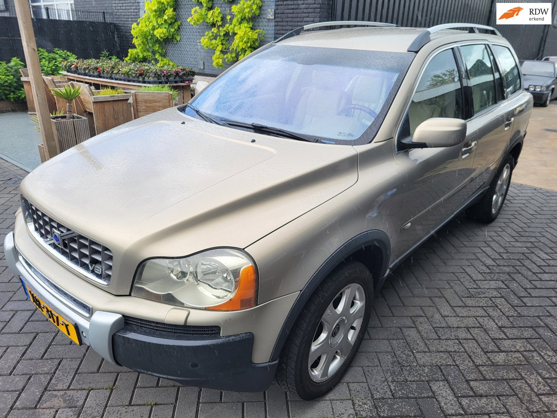Volvo XC90 4.4 V8 Momentum autom 7 pers, Auto's, Volvo, Gebruikt, 138 €/maand, Leder, Bedrijf