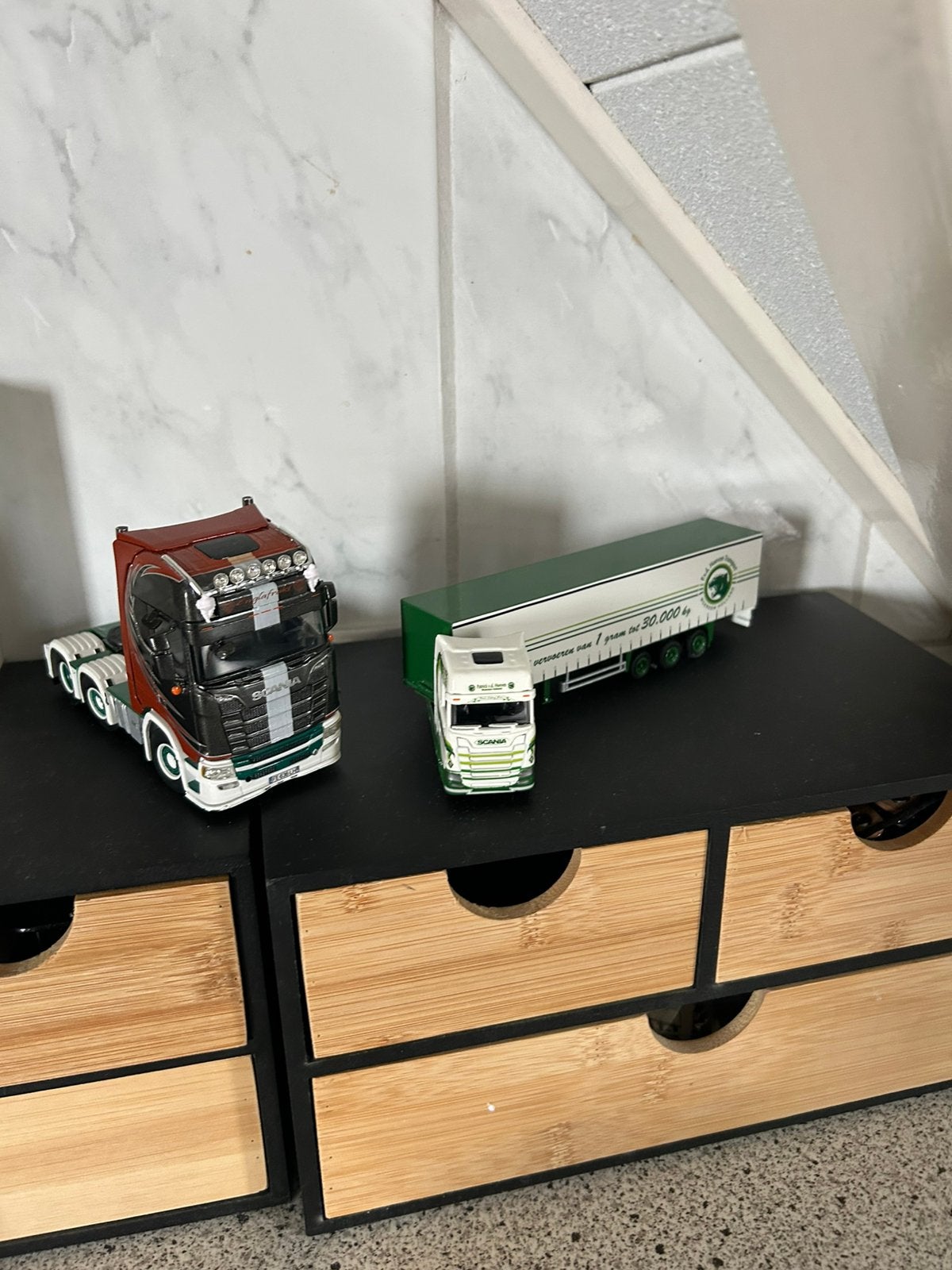 Model vrachtwagens, Ophalen of Verzenden, Zo goed als nieuw, Bus of Vrachtwagen, Overige merken