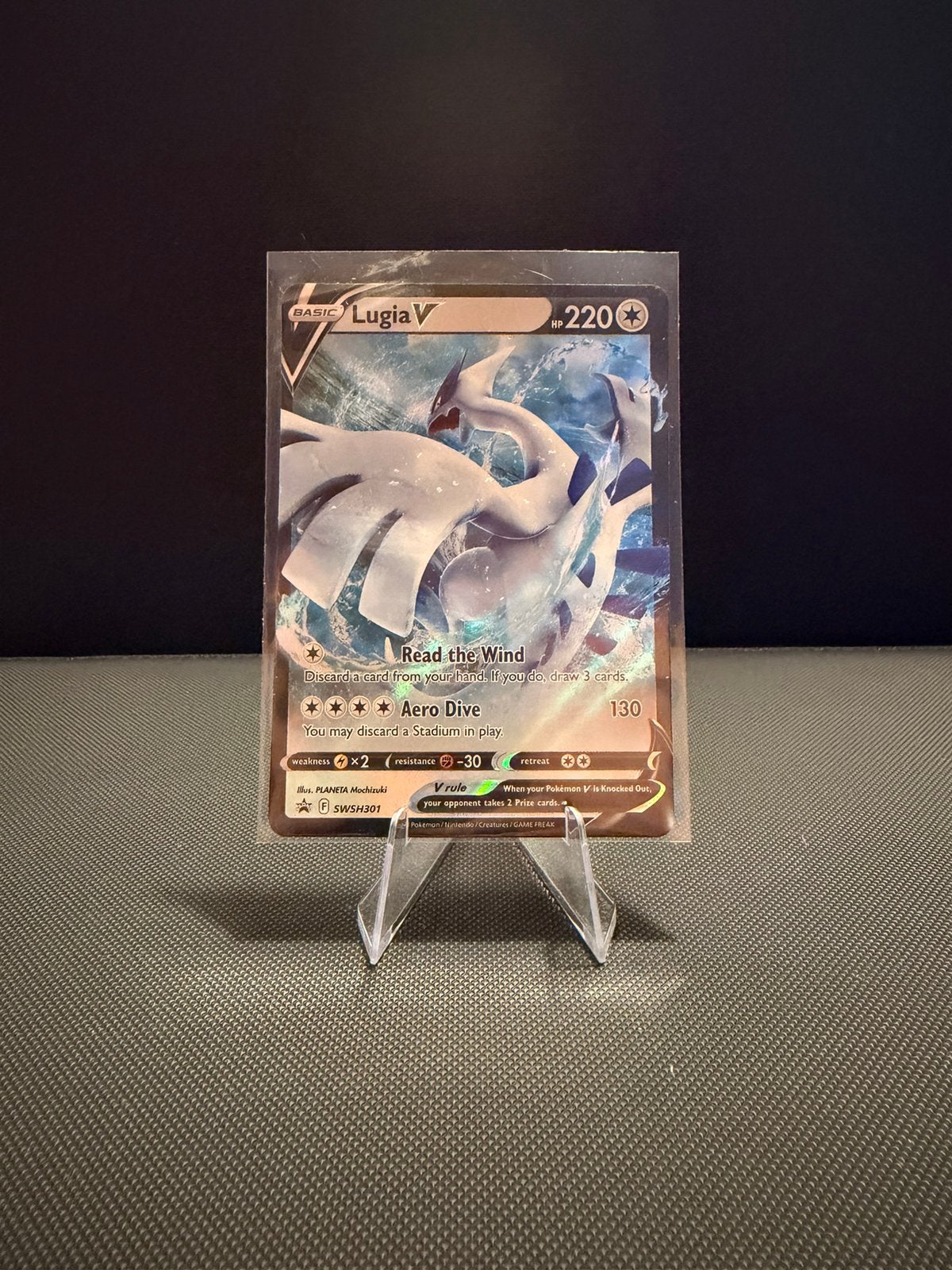 Lugia V – SWSH301 – Sword & Shield Black Star Promo, Ophalen of Verzenden, Zo goed als nieuw
