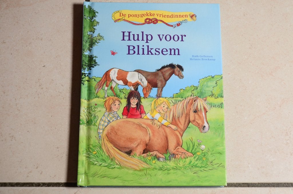 De Ponygekke vriendinnen Hulp voor Bliksem, Ophalen of Verzenden, Zo goed als nieuw, Fictie algemeen