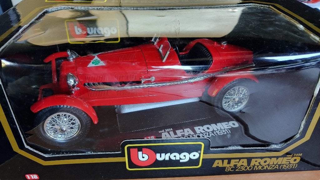 Burago alfa romeo 8c 2300 monza 1931 schaal 1:18, Hobby en Vrije tijd, Ophalen of Verzenden, Nieuw, Auto, Bburago