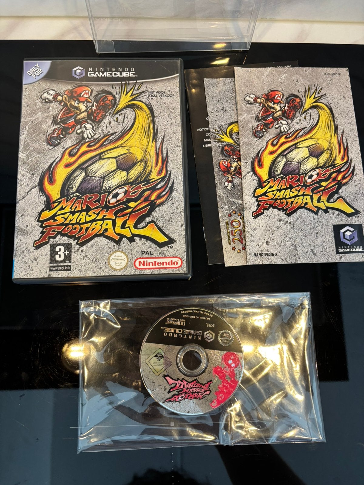 Nintendo Gamecube Mario Smash Football, Ophalen of Verzenden, Zo goed als nieuw, Sport, 3 spelers of meer