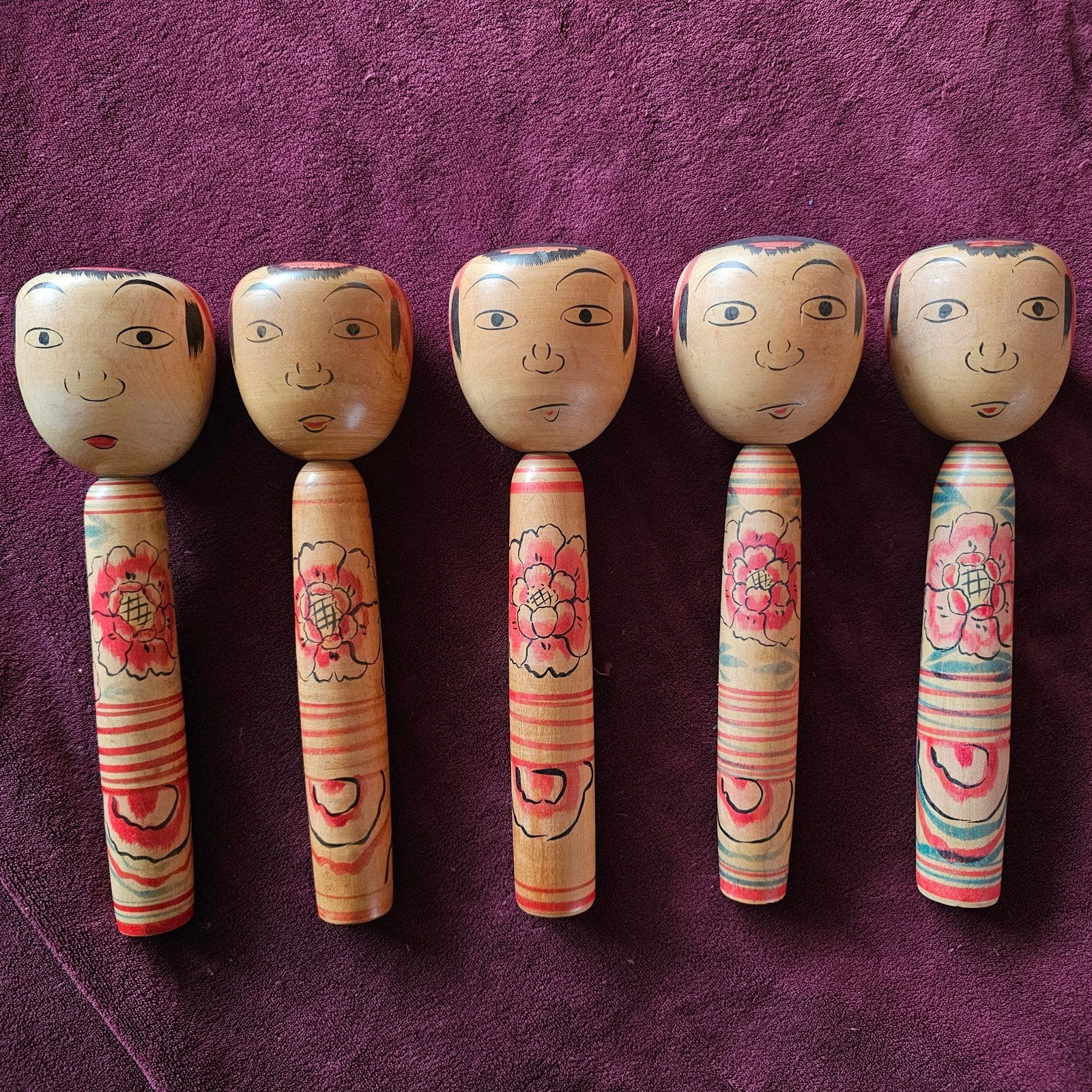 Set van 5 Nakanosawa Kokeshi poppen - Japan, Hout, Ophalen of Verzenden, Japan, Meerkleurig