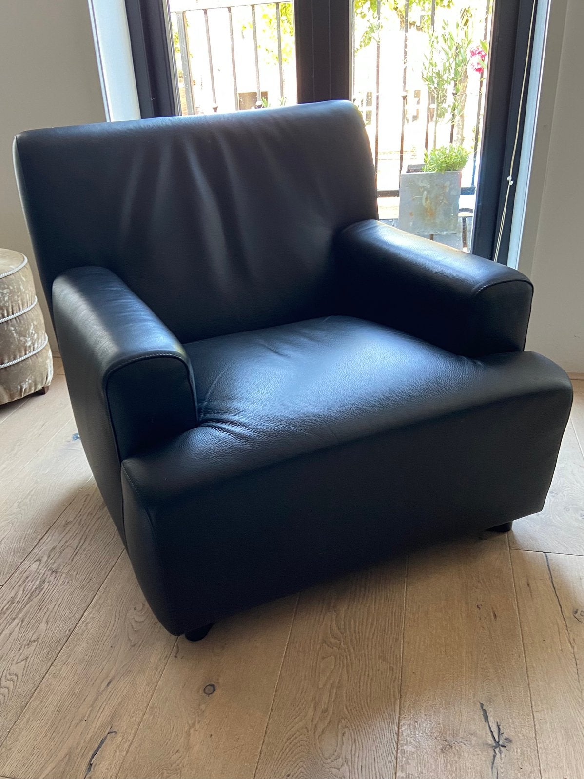 Sabra Fauteuil met Locker - Leder Toro Ebenholz, Ophalen, Gebruikt, Leer