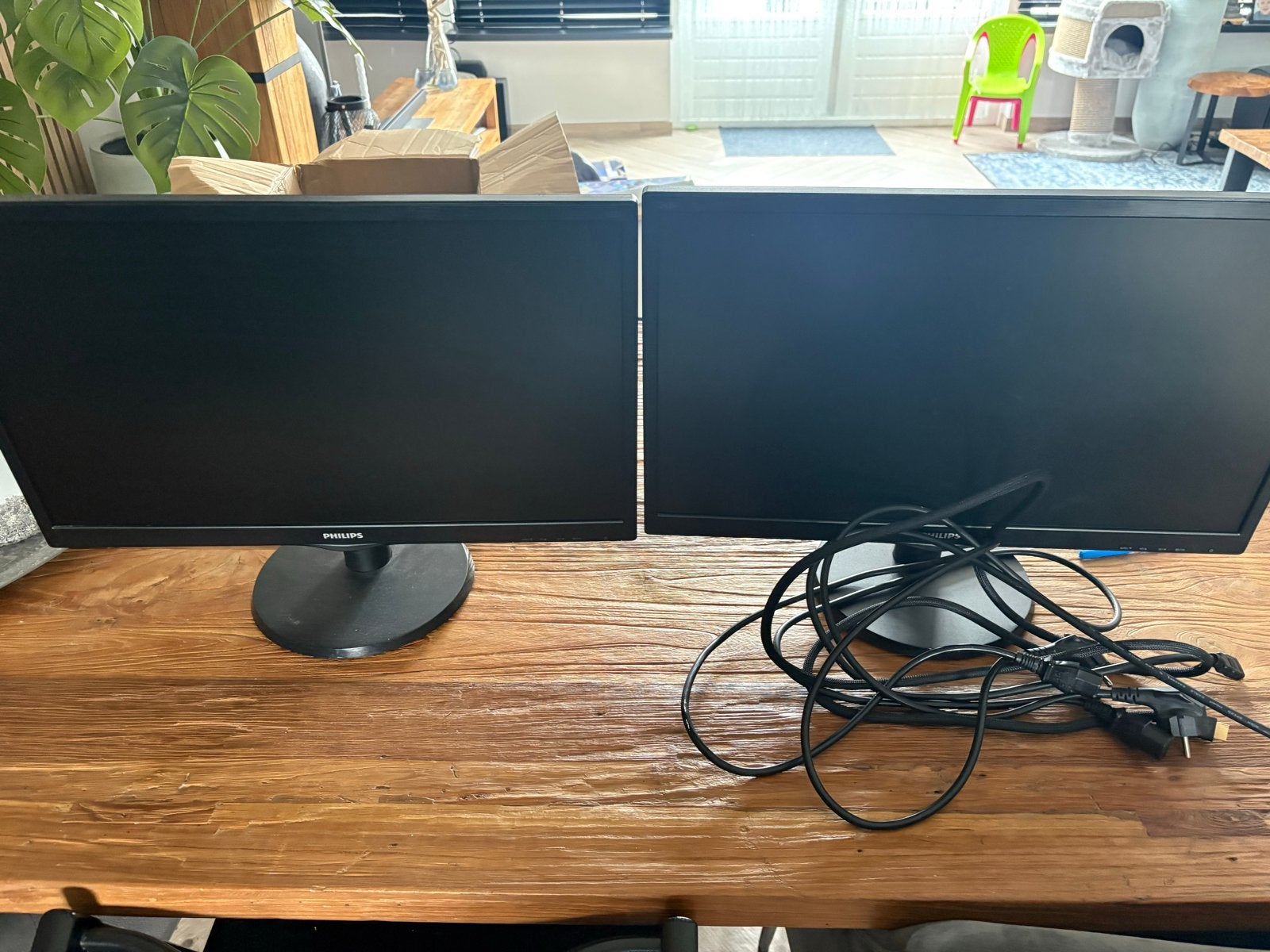 Philips Monitor 2x stuks, Computers en Software, Monitoren, Ophalen, HDMI, Full HD, Zo goed als nieuw