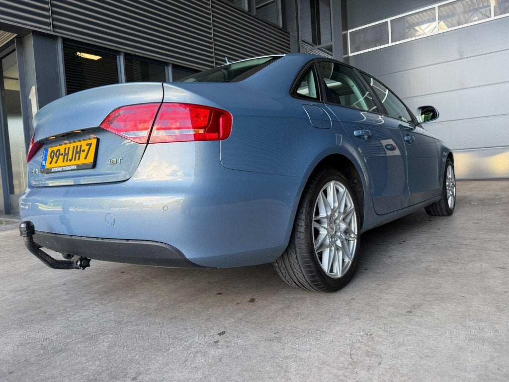 Audi A4 Limousine 1.8 TFSI Pro Line *NAP*DAK*XENON*AUT, Auto's, Audi, Euro 5, Stof, Gebruikt, Zwart