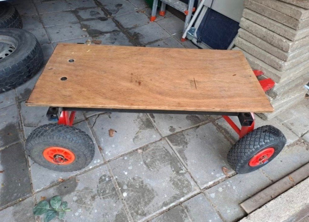 Handige kar op profiel banden leuk voor achter een skelter, Ophalen, Zo goed als nieuw, Overige merken