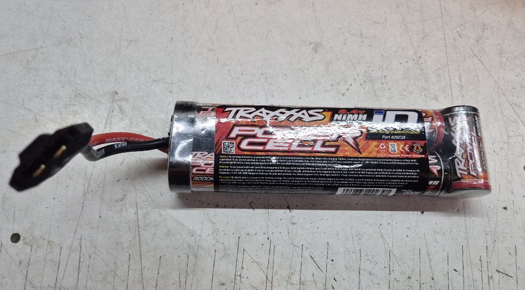 Traxxas NiMH Accu 8.4V 3000mAh 2923X vlak, Elektro, Gebruikt, Ophalen of Verzenden, Schaal 1:10