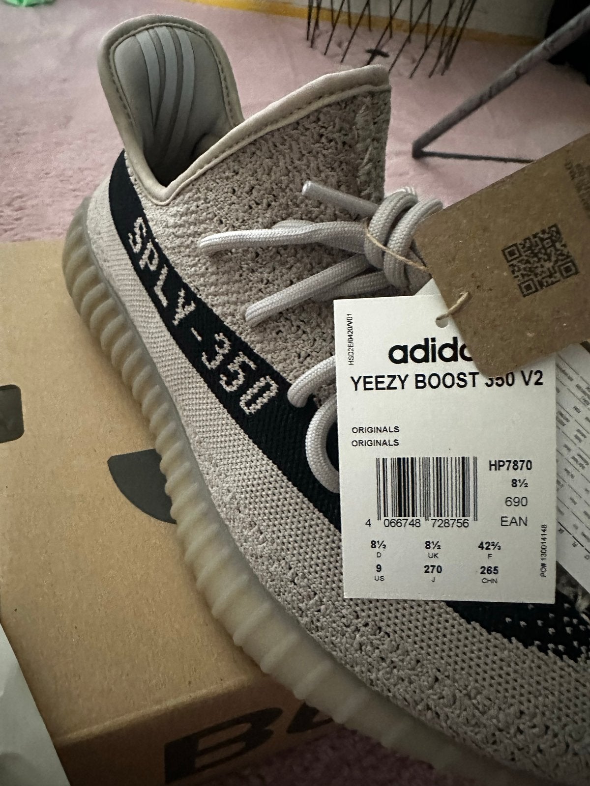 Nieuwe Adidas Yeezy Boost 350 V2 Sneakers, Ophalen of Verzenden, Nieuw, Overige kleuren, Sneakers of Gympen