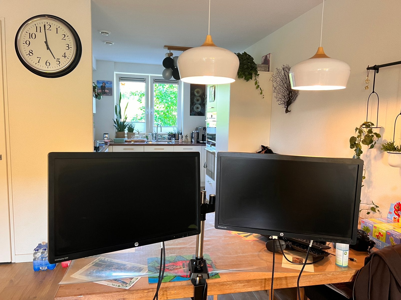 Dubbel monitor mount met schermen, Computers en Software, Monitoren, Ophalen, In hoogte verstelbaar, Zo goed als nieuw, Overige typen