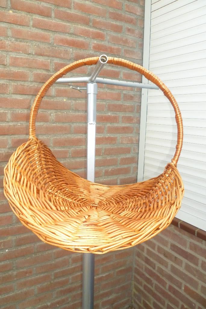 NIEUW - rieten lectuurmand - 55 cm., Ophalen, Mand, Nieuw, Riet
