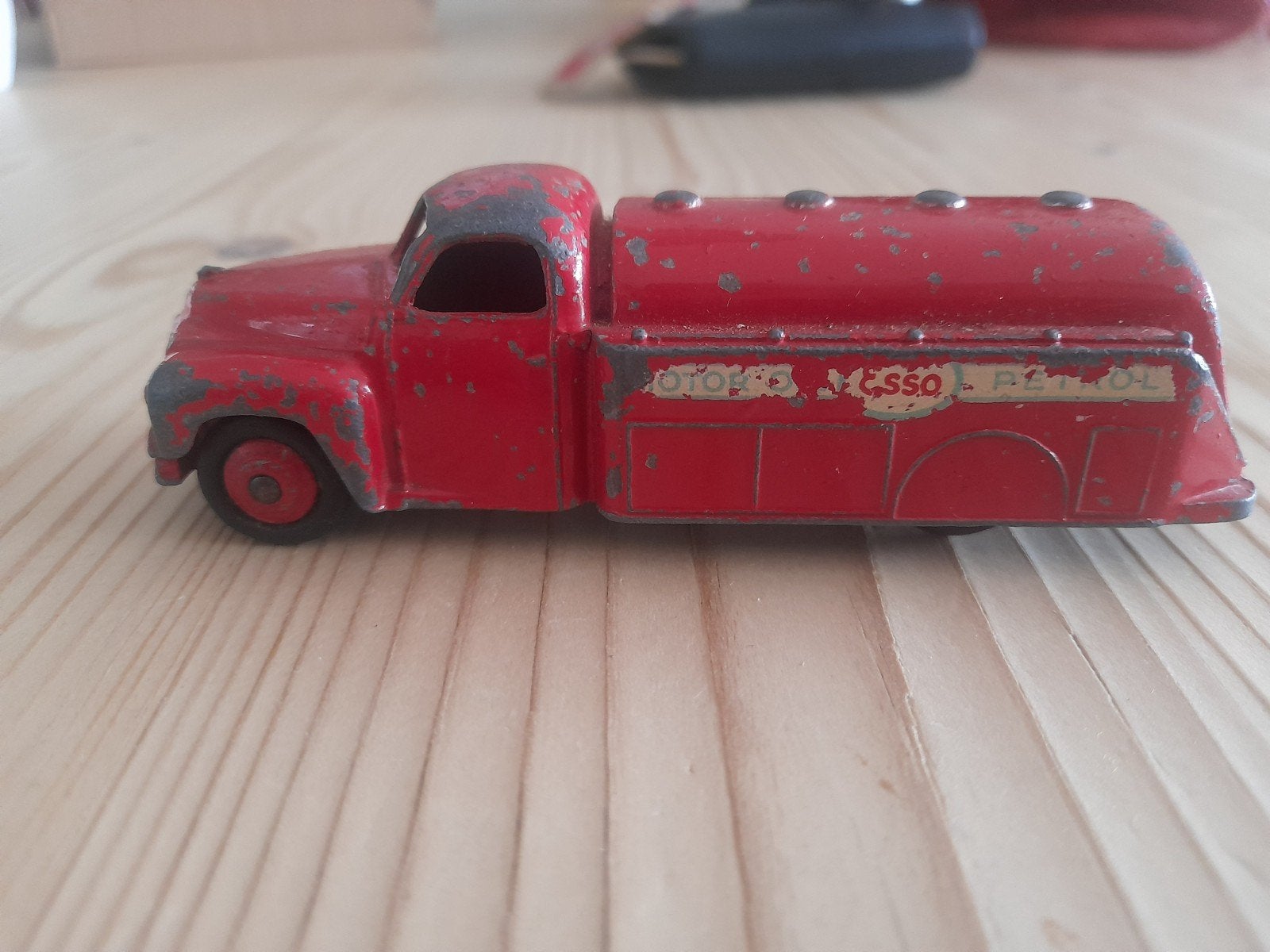 Dinky toys Studebaker ESSO, Ophalen of Verzenden, Gebruikt, Auto, Dinky Toys