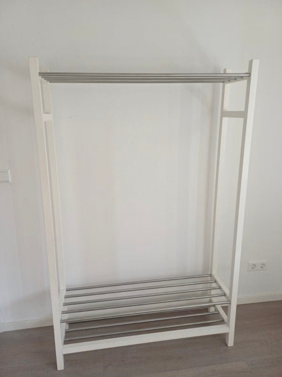 GEZOCHT: oud Ikea model tjusig schoenenrek met kapstok, Kleding | Dames, Ophalen, Zo goed als nieuw