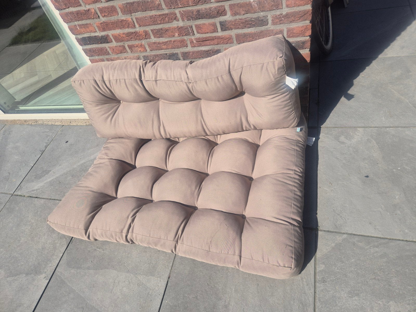 2 Sets Beige Palletkussens, Tuin en Terras, Ophalen, Zo goed als nieuw
